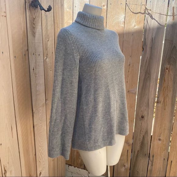 A.L.C. Alexander Lace-Back Turtleneck Wool Cashmere Sweater size XS - Picture 7 of 7